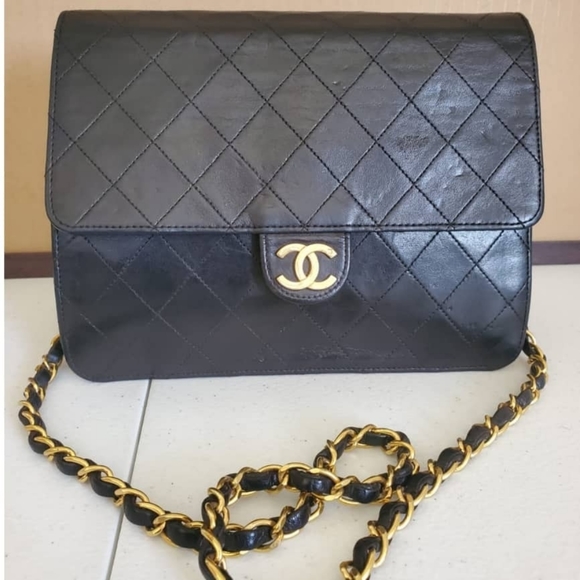 Chanel Timeless Matelasse Flap Crossbody Bag - Picture 5 of 13